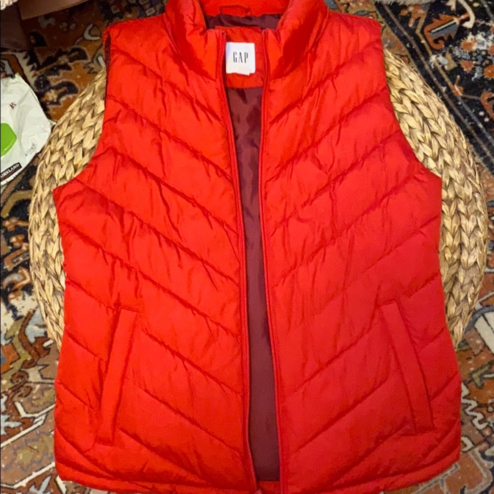 GAP puffer vest